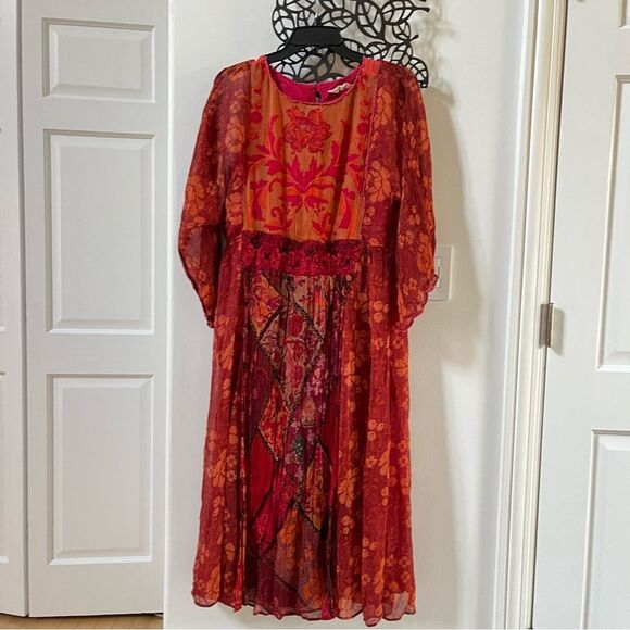 Soft Surroundings Cavatina Smocked Crinkle Chiffon Midi Dress in Red Multi NWOT - Picture 4 of 15
